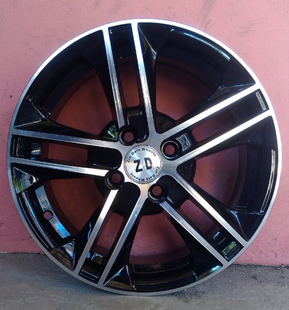 ZD 835 BMF R16 W7 PCD5x100 ET35 DIA63,4