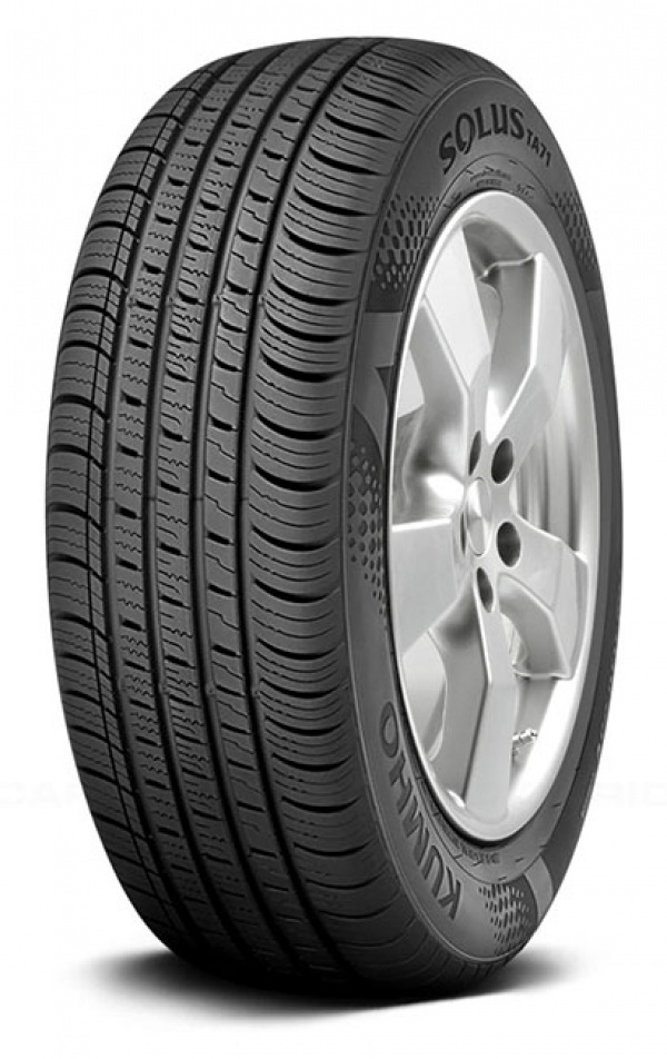 Kumho Solus TA71 215/55 R17 94V