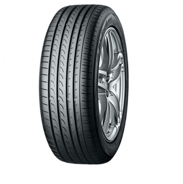 Yokohama BluEarth RV-02 245/40 R19 98W